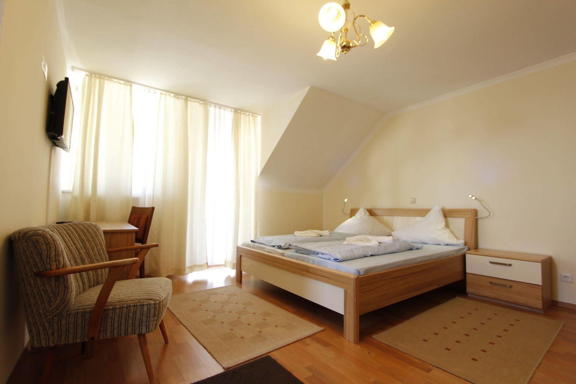 Adria Stuben Hotel 3*