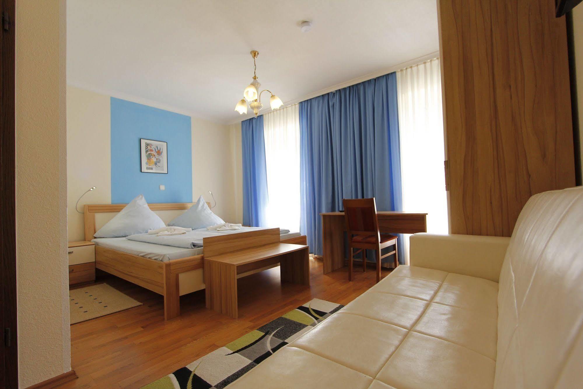 Hotel Adria Stuben 3*