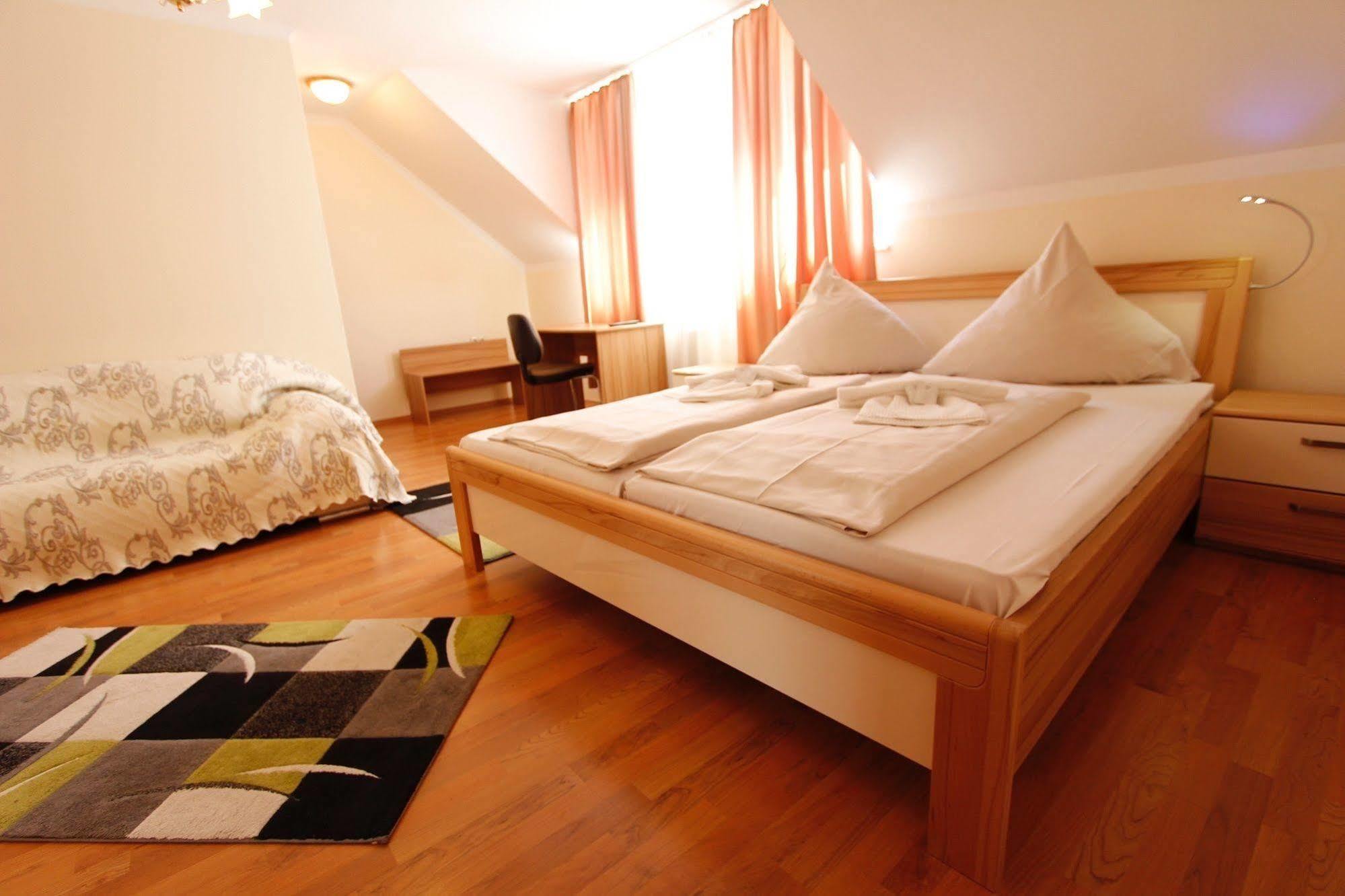 Hotel Adria Stuben 3*
